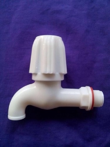 पीवीसी प्लास्टिक आइवरी और व्हाइट वॉल माउंटेड लॉन्ग बॉडी हितेश बिब कॉक बाथरूम फिटिंग के लिए