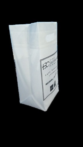 White Printed Non Woven Carry Bag Rectangle Size 12X8 Inch For Shopping Uses Bag Size: 12X8Inch