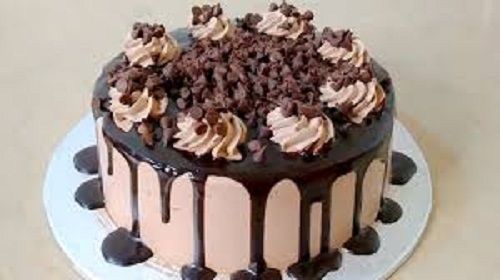 Hygienically Prepared Mouth Watering Sweet Delicious Taste Dark Chocolate Birthday Cakes