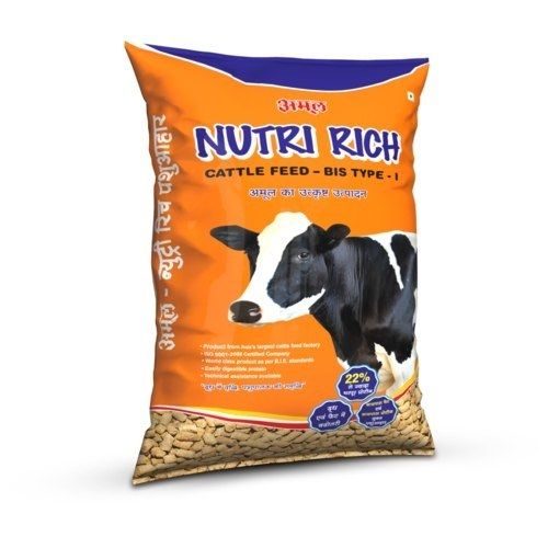 Premium Quality High Protein And Vitamins Nutri Rich Cattle Feed For Animals Application: Fodders