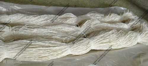 High Tenacity 1 Ply Dyed Virgin Pp Twine, 400 To 450 Meters Length Application: Packaging