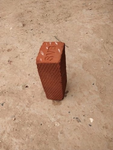 क्ले इको फ्रेंडली फायर रेसिस्टेंस और क्रैक रेसिस्टेंस वाटरप्रूफ रेक्टेंगुलर रेड ब्रिक्स