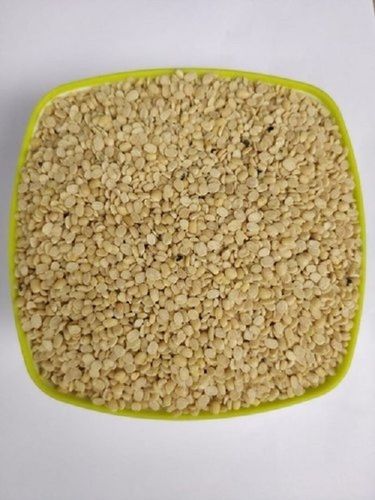 Rich Protein, Highly Nutritious Fresh And Preservatives Free White Split Chana Dal Admixture (%): 1%