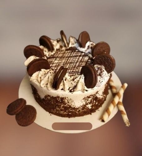 100% Fresh And Sweet Chocolate Flavoured Round Eggless Oreo Cake