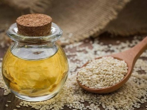 6 महीने की शेल्फ लाइफ और त्वचा के स्वास्थ्य में सुधार के साथ सामान्य 100% चेक्कू जिंजेली ऑयल