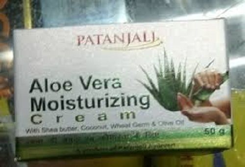 Chemical Free Moisturizing And Reduced Wrinkles Patanjali Aloe Vera Cream 