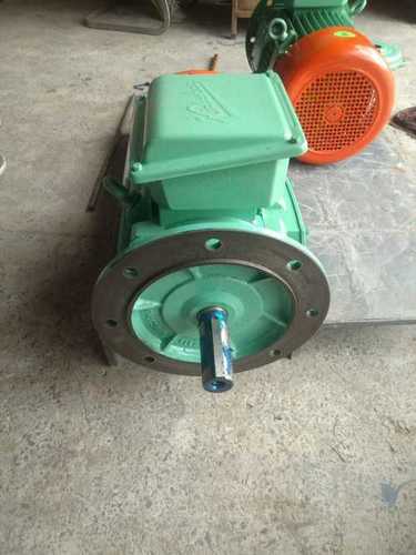 240 Volts Three Phase Cooling Tower Motor Green Colour Strong And Durable