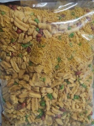 Easy To Digest Mouthwatering Taste Crispy And Crunchy Spicy Mixture Namkeen