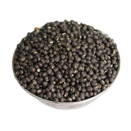 100% Fresh And Organic Whole Urad Dal With 6 Months Shelf Life And 24% Moisture