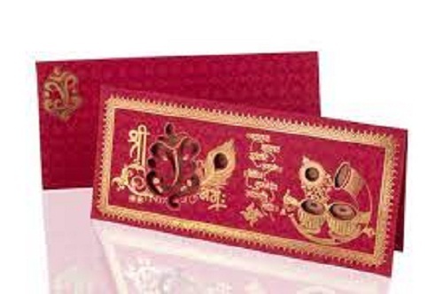 Lamination 100 Percent Hand Made Colour Maroon Designer Wedding Card Light Weight And Durable