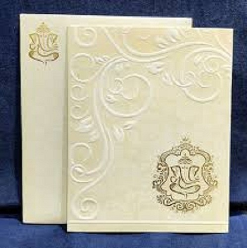 Lamination 100 Percent Hand Made White Colour Designer Wedding Card Light Weight And Durable