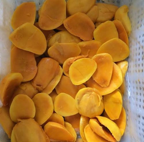 Yellow Good In Taste Easy To Digest Rich In Magnesium And Potassium Fresh Frozen Mango