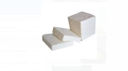 White 100% Natural Pure And Organic Fresh Paneer, 1 Kilogram Pack
