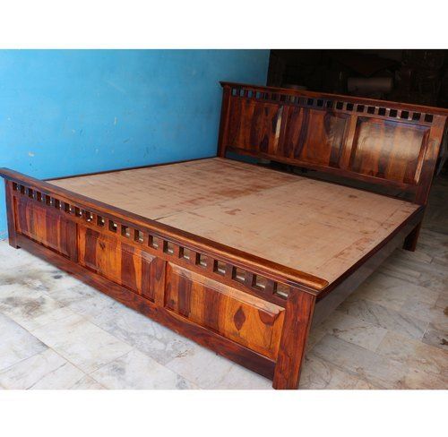 Brown Comfortable And Relaxing With Sheesham Wooden Queen Size Bed Long Lifespan