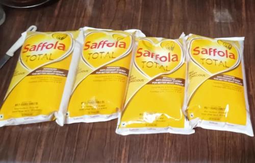 Hygienically Packed Easy To Digest Good For Health Fresh Saffola Oil For Cooking