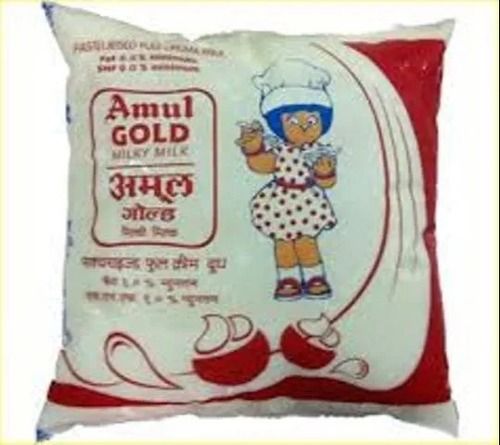 500 Ml 100% Pure Fresh And Natural Amul Gold White Milky Milk, Fat 3 Gram Age Group: Adults