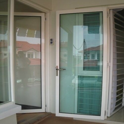 High Strength, Corrosion Resistant White Color Glass Material Aluminum Cabin Ate Door Application: Corporate Offices