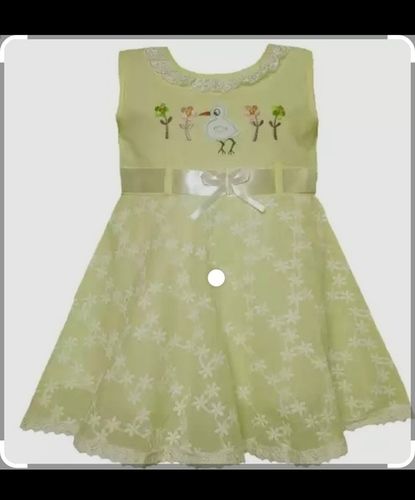 Girls Party Wear Regular Fit Sleevelesss Round-Neck Cream Color Printed Frock