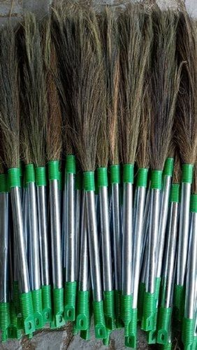 Natural Grass Broom With Steel Pipe, Helps You Clean The House, Reach To The Darkest Corner, Easy On Your Back Shelf Life: 6 Months