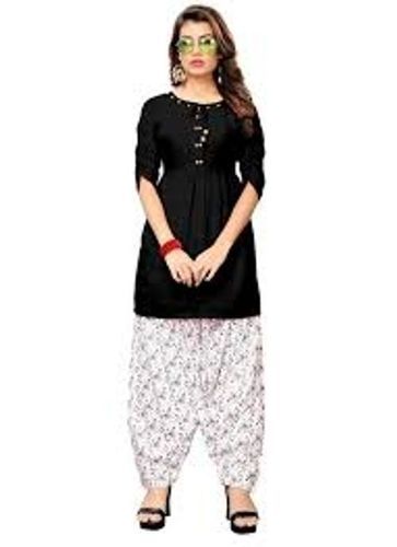 As Per Requirement Plain Black Color And Short Sleeve Women Kurti For Casual Wear