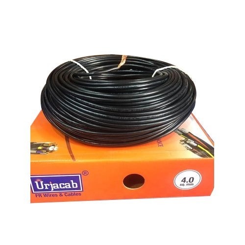 औद्योगिक उपयोग के लिए लचीला और ट्रिपल लेयर पीवीसी कोटिंग ब्लैक इलेक्ट्रिक वायर केबल क्षमता: 440 वोल्ट (V)