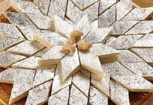 Hygienically Prepared Rich In Aroma Delicious Silver Coated Sweet Kaju Katli Processing Type: Hand Made