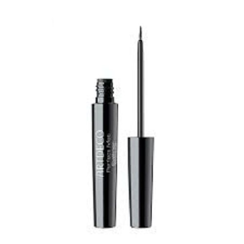 Dramatic Look Easy To Apply Smudge Proof And Waterproof Black Eyeliner