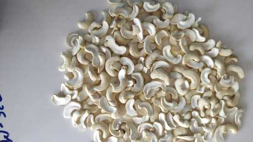 White A Grade Natural And Fresh Delicious Dried Cashew Nuts With 1 Kg Packet