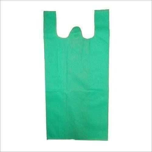W Cut Plain Green Non Woven Carry Bags