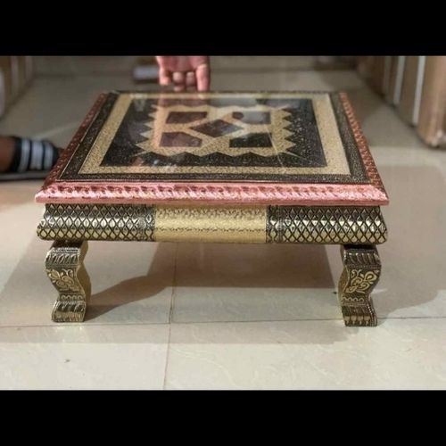 Antique Wooden Table In 2 X 2 X 1.5 Feet Dimension And Square Shape, Easy To Place Home Furniture