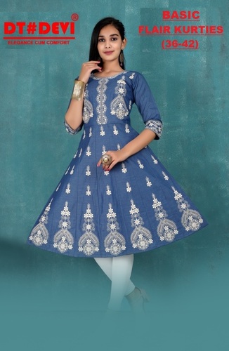 कैज़ुअल वियर प्रिंटेड डिज़ाइन महिलाओं की कुर्ती नॉर्मल वॉश और स्किन फ्रेंडली के साथ