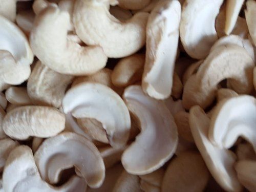 Highly Nutritious Hygienically Packed Natural And Fresh Delicious Crunchy Cashew Nuts