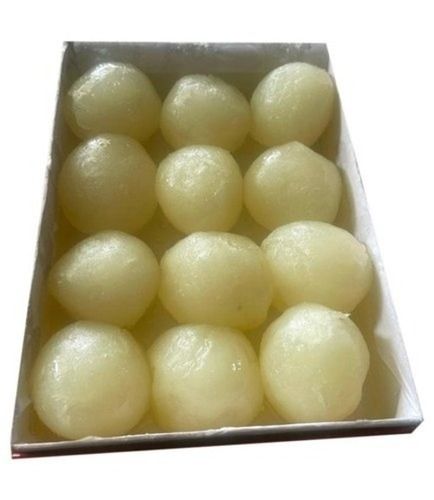 100% Pure Fresh Nutritent Enriched Round White Sweet Spongy Rasgulla, Net Weight 1kg 