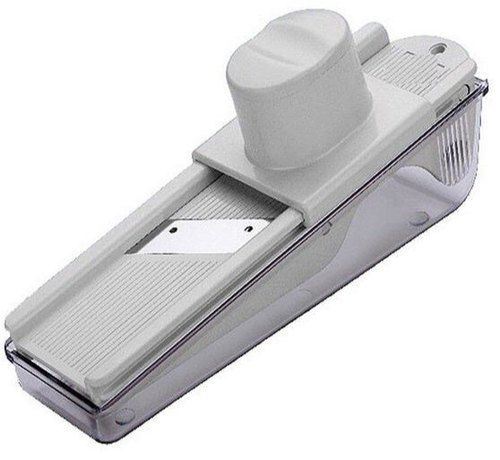 Strong Plastic Manual Dry Fruit Slicer Cutter With Sharp Stainless Steel Blades