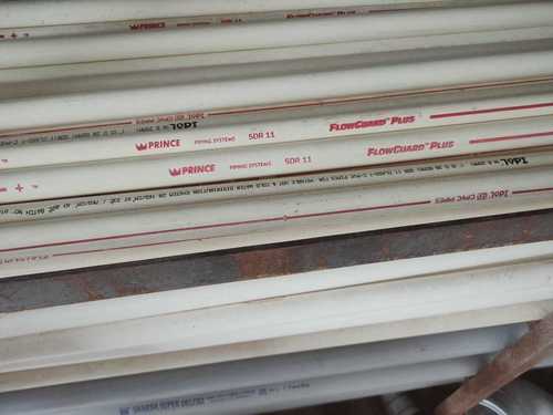 क्रीम कलर हैवी-ड्यूटी क्रैक-प्रूफ पीवीसी फ्लैट होज पिप, 3 मीटर लंबाई और 1 इंच मोटाई