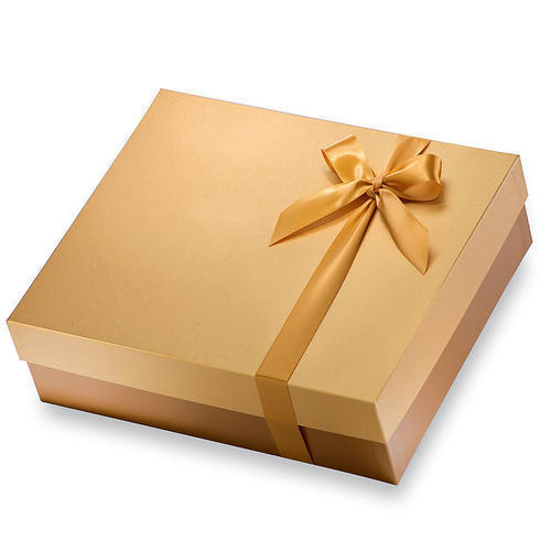 Eco Friendly And Sturdy Material Recyclable Golden Glossy Gift Box For Packaging