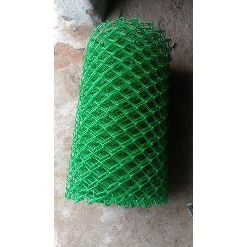 Highly Durable And Premium Quality Green Chain Link Fencing Wire For Industrial Use Fence Length: 0.8Mtrs To 3  Meter (M)