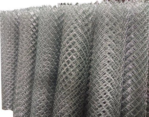 Long Durable And Premium Quality Grey Chain Link Fencing Wire Fence Length: 0.8 To 3  Meter (M)