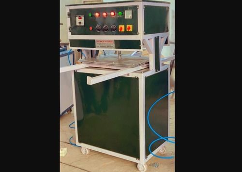 Simple Operation And Easy Maintenance 220 V Single And Double Phase Semi Automatic Battery Making Machine