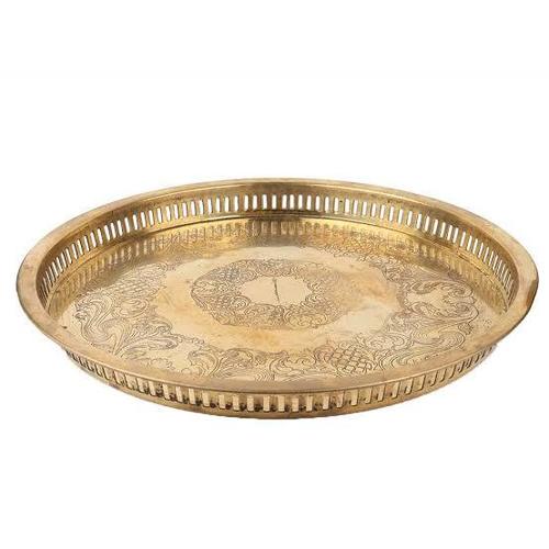 Sturdy Floral Leafy Pattern And Jali Design Brass Pooja Thali For Home Use