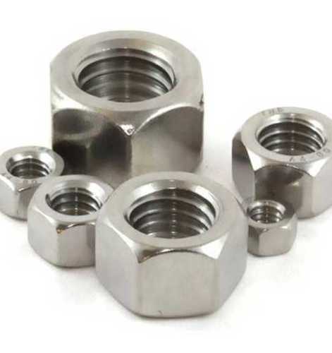 माइल्ड स्टील मटेरियल और पॉलिश फिनिश में फिटिंग के उपयोग के लिए इंडस्ट्रियल नट्स का आकार: हेक्स
