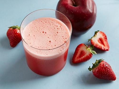 Fresh And Healthy Refreshing Drink For Summer Season Strawberry Juice Packaging: Bulk