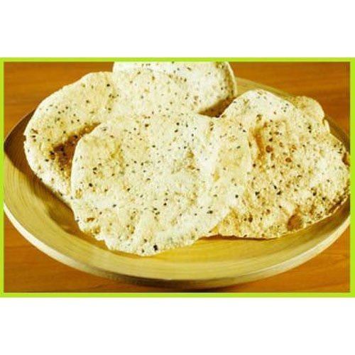 Light Yellow Round Handmade Spicy And Crispy Udad Papad, Pack Of 500 Gram Best Before: 1 Years