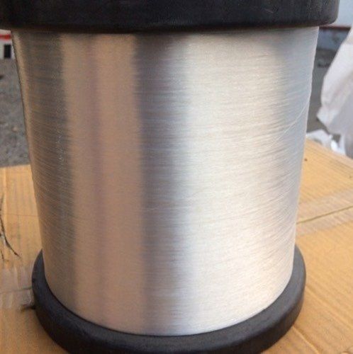 100% Cotton Strong Light Weight Silver Polyester Yarn Roll For Textile Industries Applications