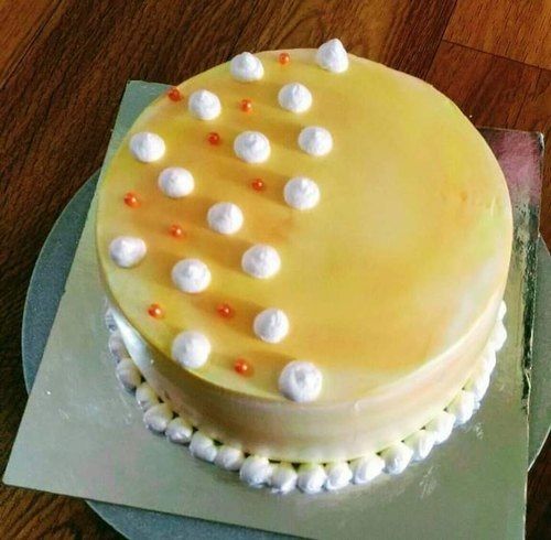 100 % Pure And Fresh Yellow Tasty Butterscotch Birthday Cake, Use For Parties