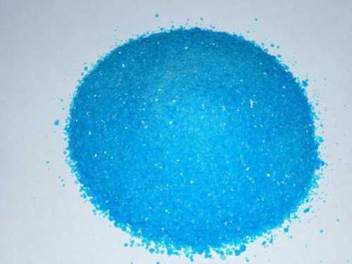 98.50% Pure 7758-99-8 Electroplating Grade Crystal Copper Sulphate Capacity: 15 Kg/Hr