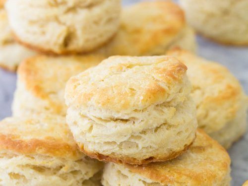 Round Bakery Biscuit Delicious Taste(Contains Butter, Sugar And Atta)