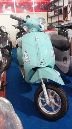 Silver Comfortable And Easy To Use Nisco Light Blue Warivo Ace Plus Electric Battery Scooty 