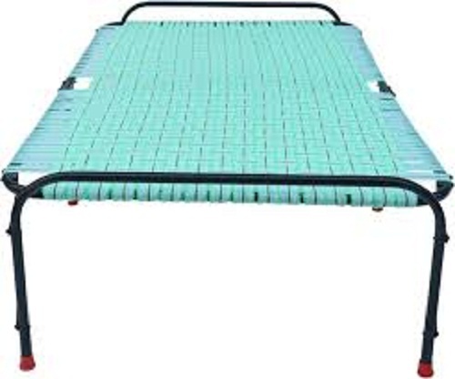 हैवी ड्यूटी स्टाइलिश और आधुनिक स्लीक डिज़ाइन ग्रीन कलर मेटल किंग बेड