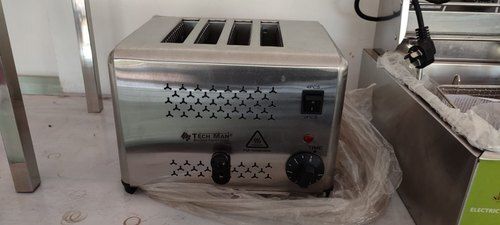 Silver Stainless Steel Electric Bread Four Slice Toaster For Hotel And Home Use Capacity: 220 M3/Hr